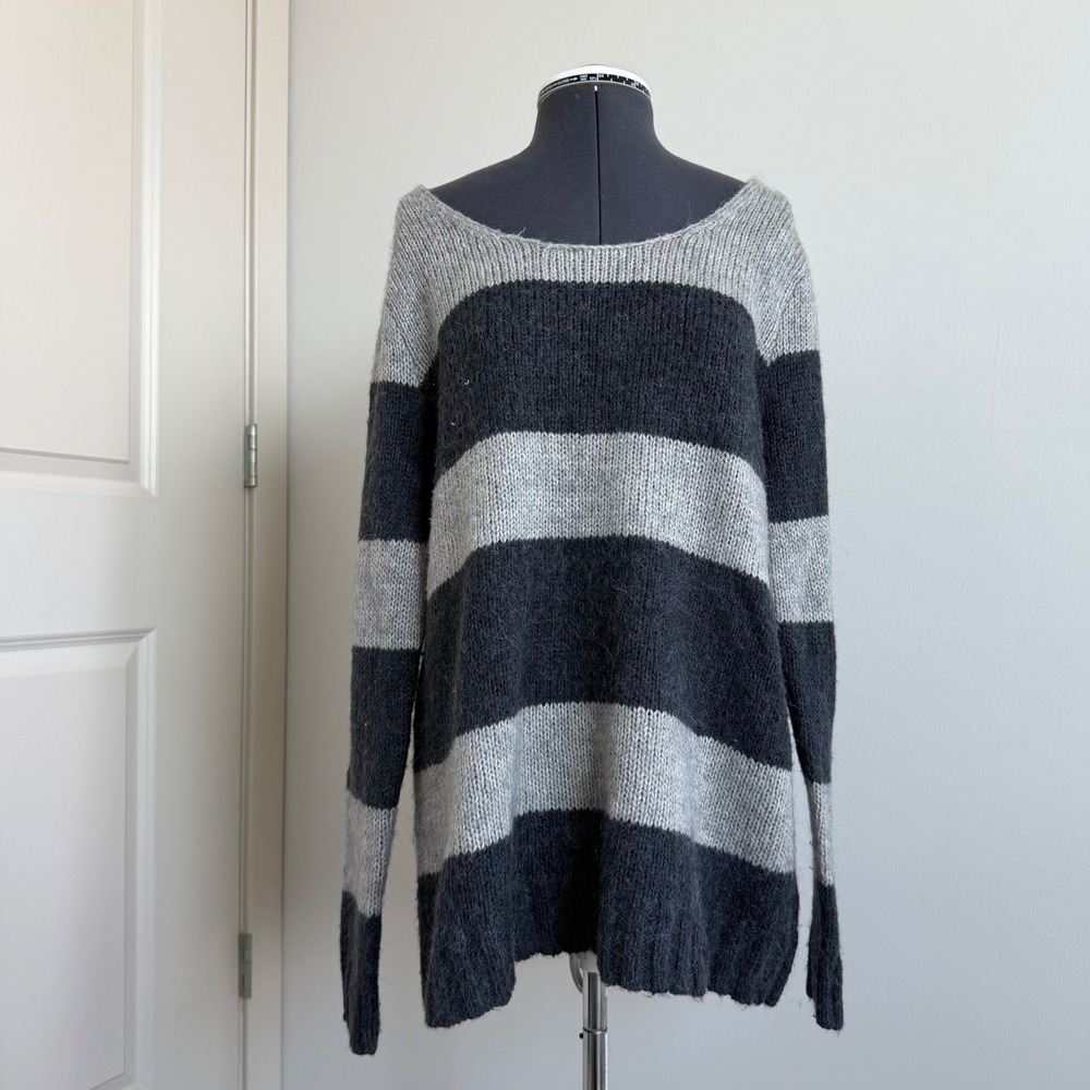 Vintage 90s Gap Alpaca Blend Striped‎ Off-The-Shoulder Slouchy Sweater